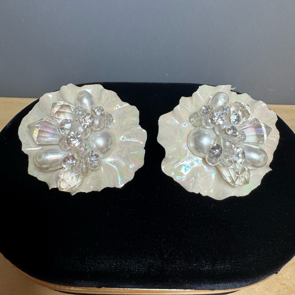 Vintage Pamela Shafer iridescent porcelain beaded & rhinestone cluster earrings